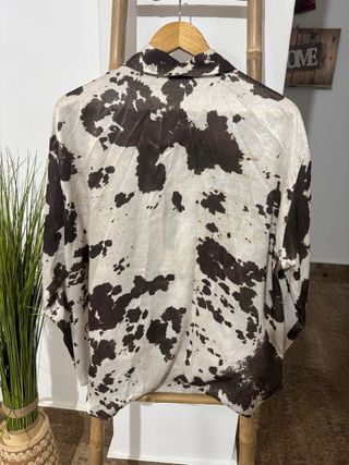 Camisa Zara Animal Print Marrón y Blanco