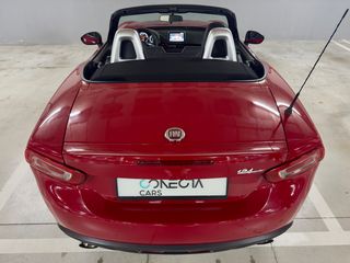 FIAT 124 Spider Lusso