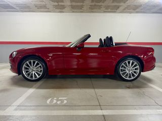 FIAT 124 Spider Lusso