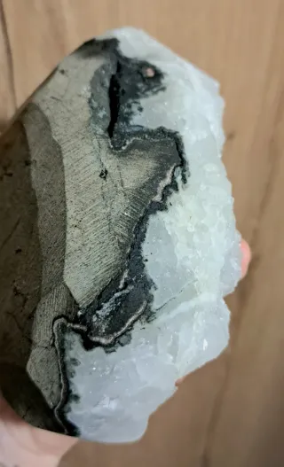 Apoffillite e Calcedonio campione XL