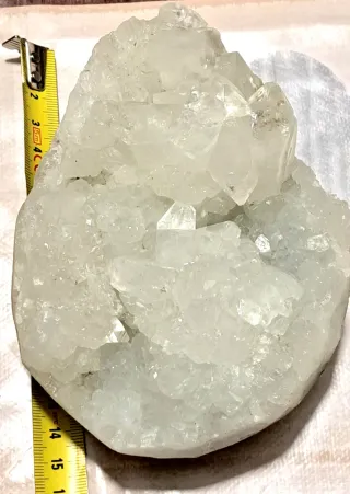 Apoffillite e Calcedonio campione XL