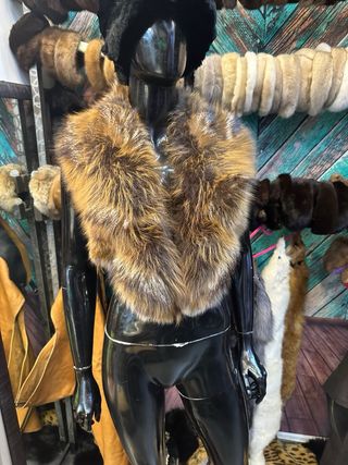 Collo di pelliccia sciallato