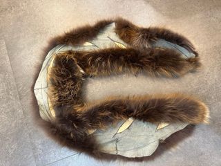 Collo di pelliccia sciallato