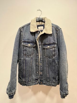 Chaqueta vaquera forrada borrego Bershka XS