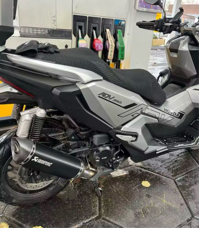 Escape Honda Forza 300/350 y adv