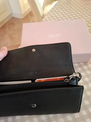 Portafoglio Liu Jo nero
