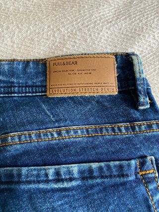 Vaqueros Pull&Bear desgastados talla 40