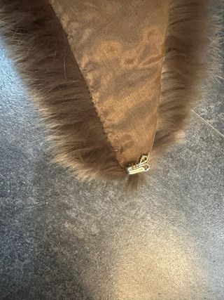 Collo pelliccia sciallato beige/marrone