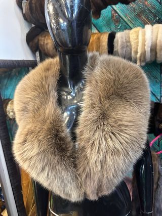 Collo pelliccia sciallato beige/marrone