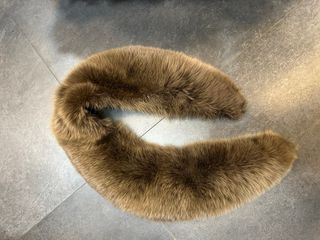 Collo pelliccia sciallato beige/marrone