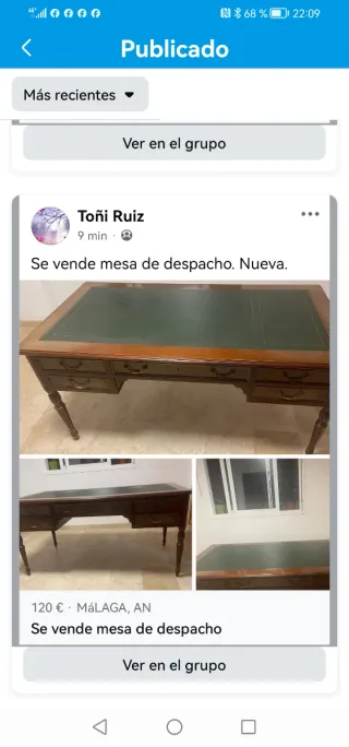 Mesa de despacho de madera y cuero