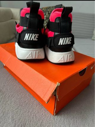 Tenis Nike Edición Limitada Talla 38.5