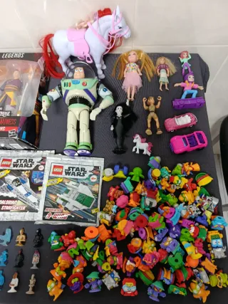 Lote de juguetes variados