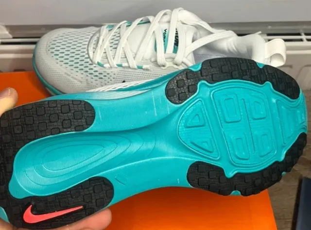 Nike Air Zoom Vomero 18 Talla 38 A Estrenar
