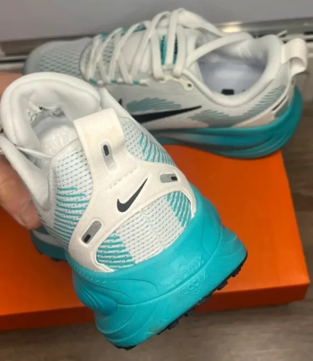 Nike Air Zoom Vomero 18 Talla 38 A Estrenar