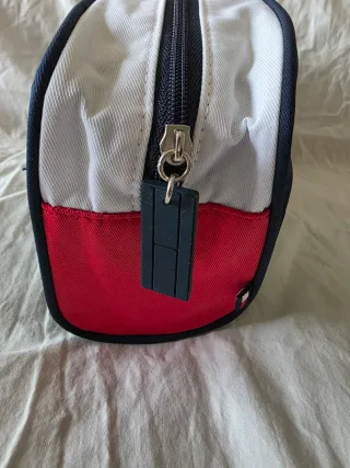 Neceser Tommy Hilfiger Azul