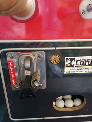 Futbolín profesional rojo y negro