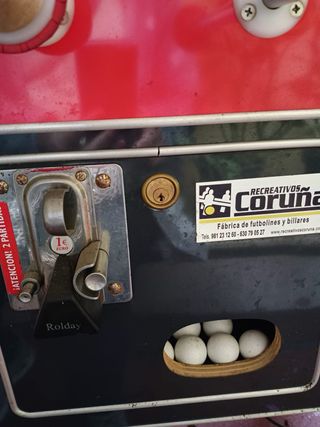 Futbolín profesional rojo y negro