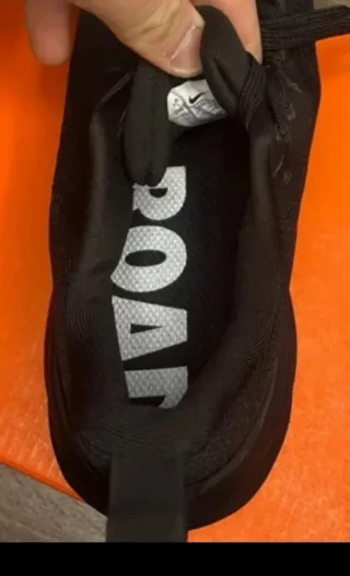 Nike Air Zoom Vomero 18 Tallas 38 y 43 A Estrenar