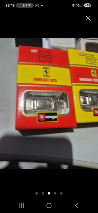 Llaveros Burago Ferrari y Bugatti