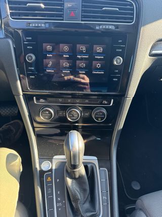 VW Golf R-Line 1.5TSi 150cv automatico