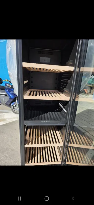 Vinoteca Haier HWS236GDEH1