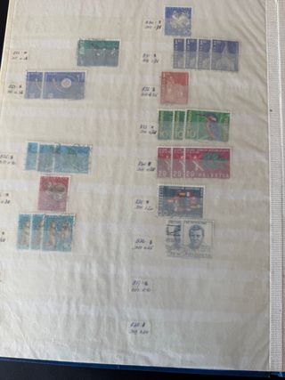 Álbum de sellos co. Sellos de Suiza.