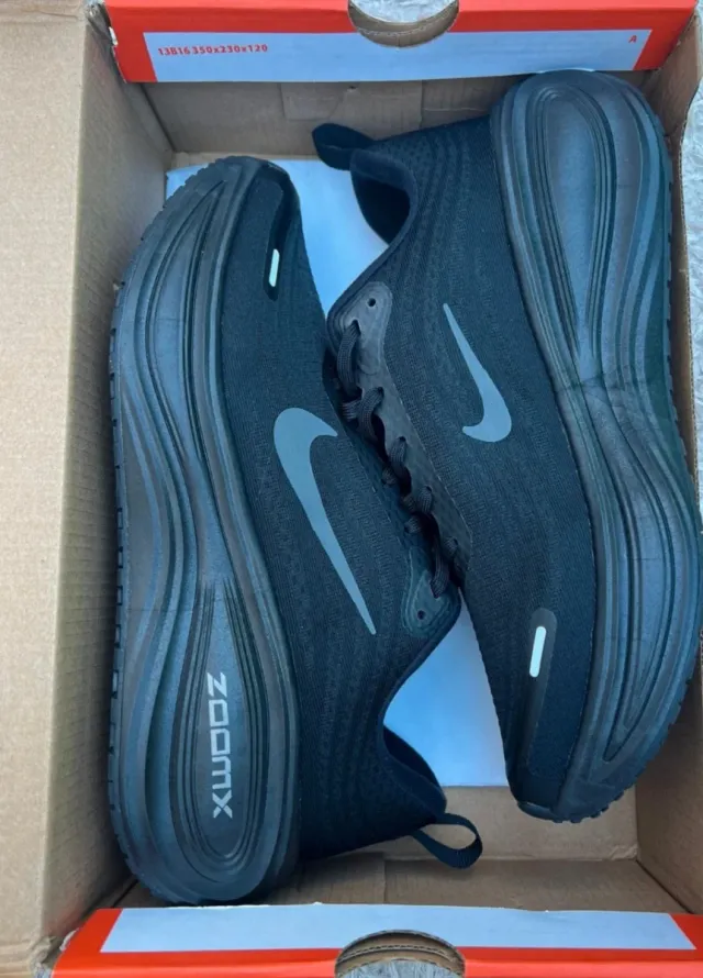 Nike Air Zoom Vomero Plus Talla 43 A Estrenar