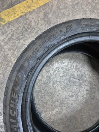 Pareja Neumáticos 255/40/19 michelín