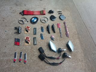 Insignias y Accesorios Coche