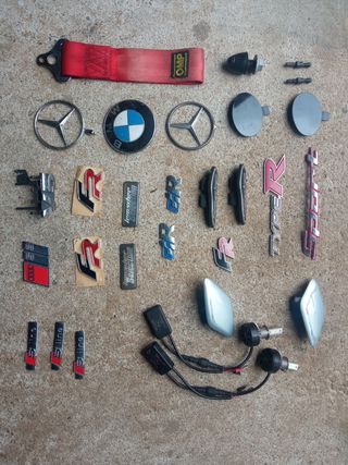 Insignias y Accesorios Coche
