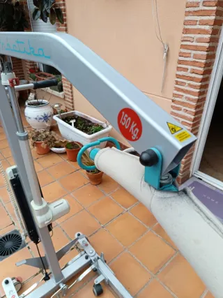 Grúa para personas con movilidad reducida nueva