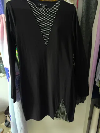 Vestido fiesta corto Amisu negro con brillos