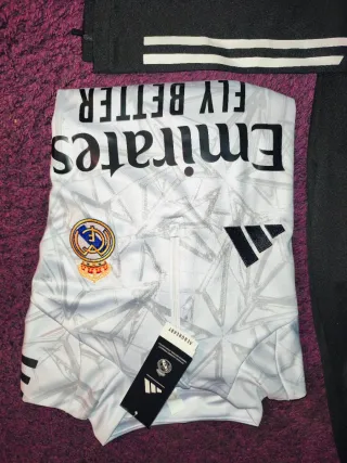 Chándal Real Madrid Adidas Blanco y Negro 25/26