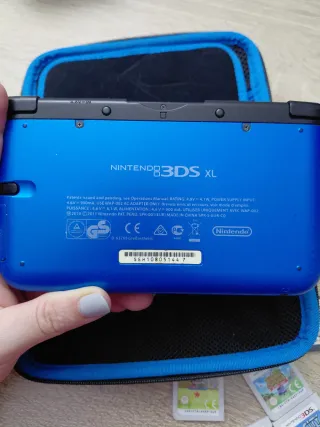 Nintendo 3DS XL + 7 Giochi + Custodia