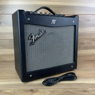 Amplificador Fender Mustang 2