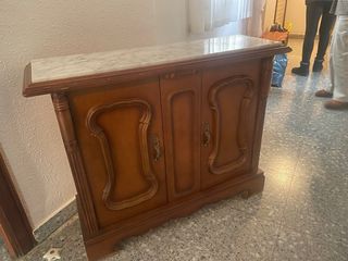 Mueble recibidor madera y mármol