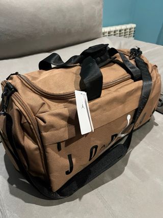 Macuto Bolsa de deporte Jordan marrón nueva