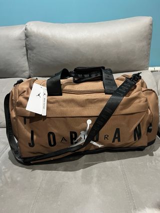 Macuto Bolsa de deporte Jordan marrón nueva