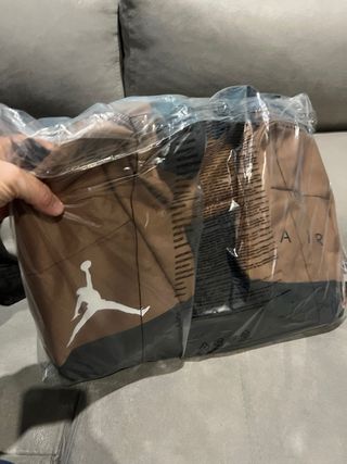 Macuto Bolsa de deporte Jordan marrón nueva