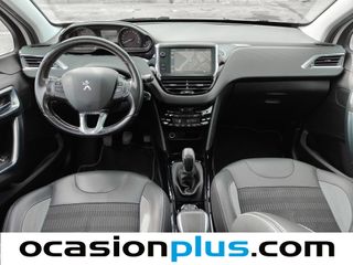 Peugeot 2008 BlueHDi 100 Allure 73 kW (100 CV)