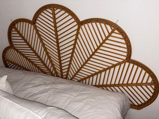 Cabecero de ratán estilo hoja