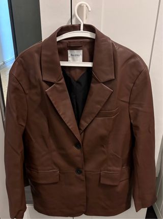 Blazer Bershka Marrón Efecto Piel