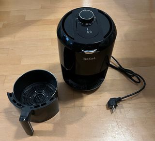 FREIDORA DE AIRE AIR FRYER TEFAL 1.6 L NEGRA