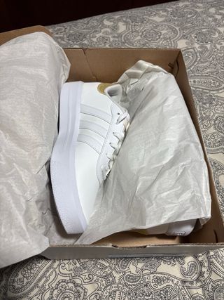 Adidas Court Platform Mujer Talla 39 1/3.