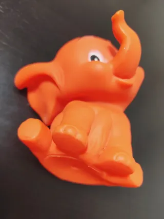 Vintage Rubber Toy - Dumbo (70's)