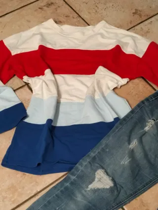 Maglia e jeans donna ragazza