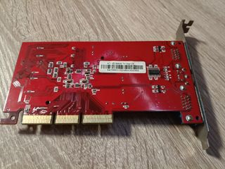 Tarjeta Gráfica AGP ATI Radeon RV100 7000 64MB