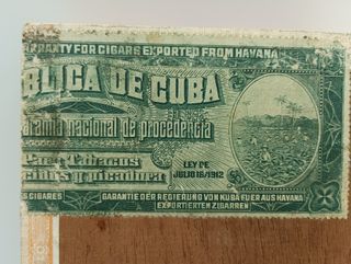 Caja de puros H. Upmann, antigua.