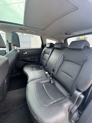 Nissan Qashqai+2 2010